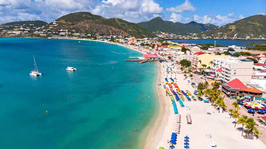 Phillipsburg, St. Martin – un encantador pueblo francés con un animado paseo marítimo y boutiques exclusivas