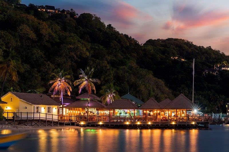 Grenadines Sailing Itinerary: A 7-Day Crewed Week from Bequia