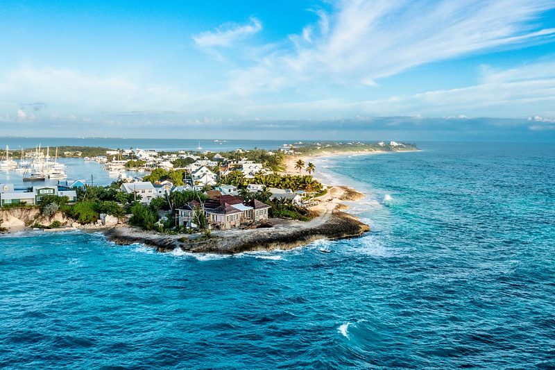 The Classic Abacos Loop: A 7-Day Crewed Bahamas Charter